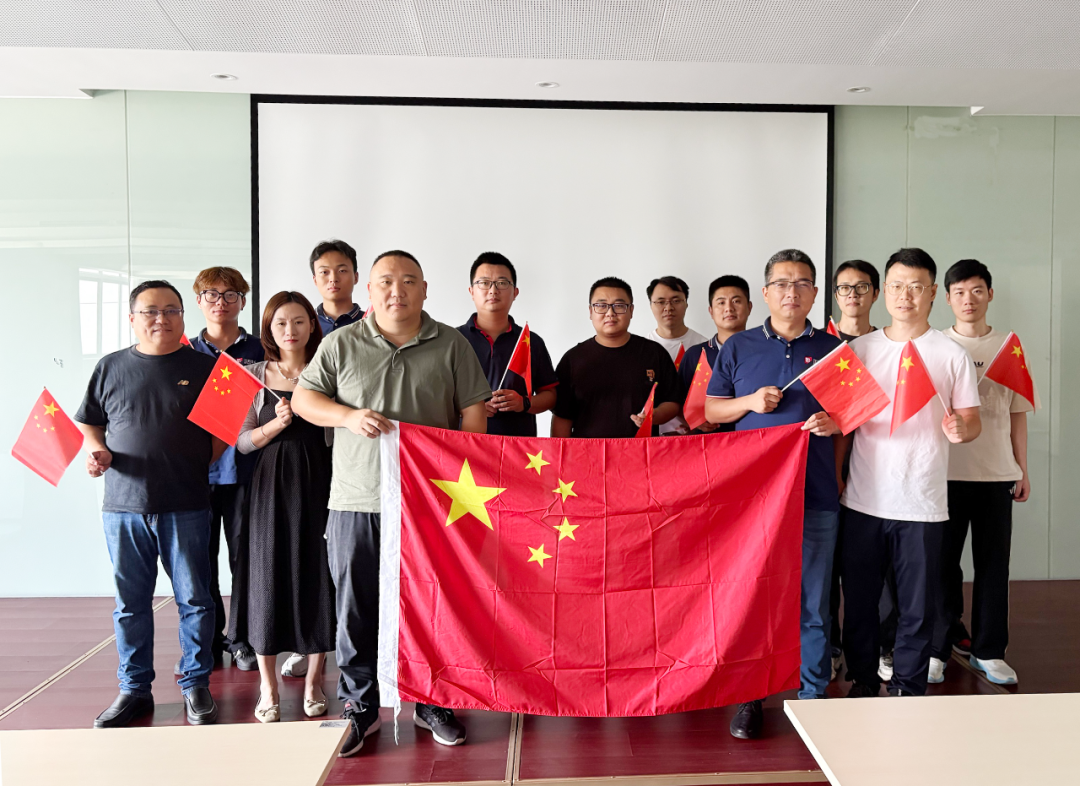 愿以吾輩之青春 捍衛(wèi)盛世之中華 | 江蘇北人組織觀看九三閱兵儀式