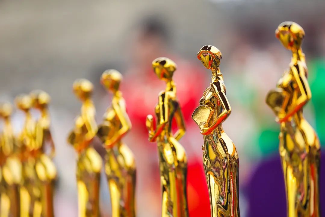 詩意青蓮·花樣年華｜青蓮·歐洲院子旗袍展演活動(dòng)3月8日正式開啟，快來享受屬于你的美麗時(shí)刻吧！