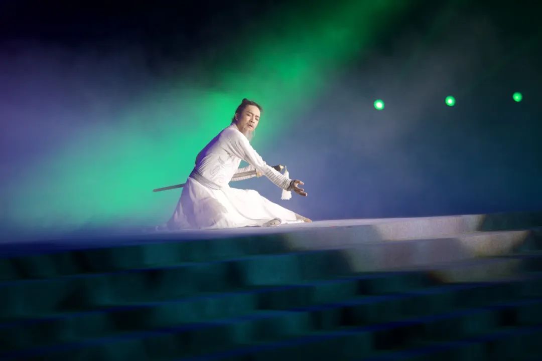 讀李白 游神州丨跟著李白去旅游中華文化主題旅游線路正式發(fā)布，一起開啟詩意文化之旅。